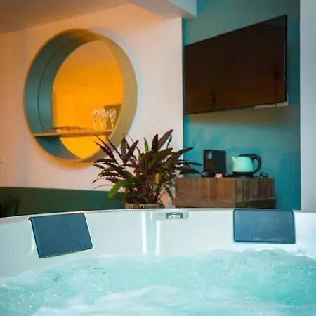 Cabinet De Reveries Love hotel