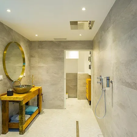 Cabinet De Reveries Отель для свиданий Кассель