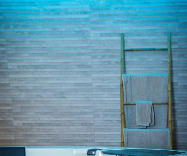 Love hotel Cabinet De Reveries *