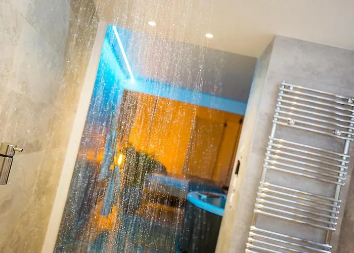 Love hotel Cabinet De Reveries