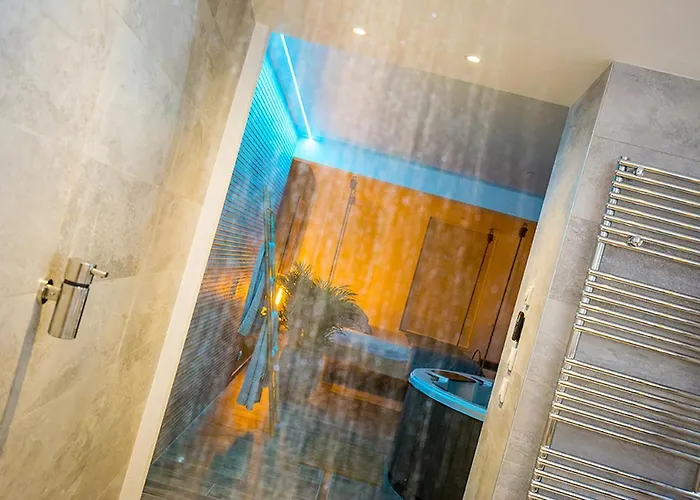 Love hotel Cabinet De Reveries